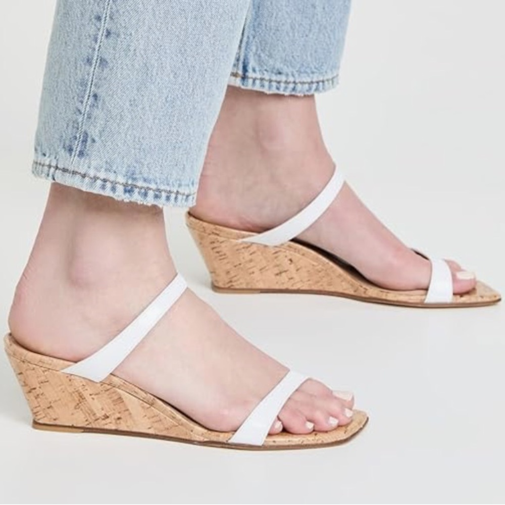 🌹STUART WEITZMAN 🌹Aleena 50 Wedge in White Size: 10.5